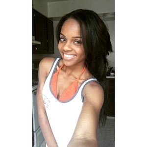 Meet your Posher, Jamari