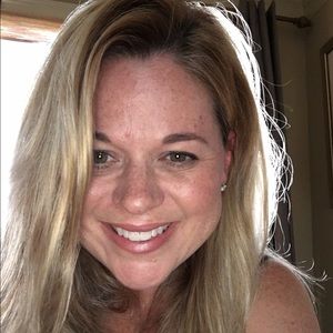 Meet your Posher, Sandy