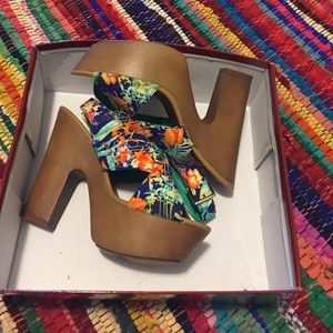 Pattern Women's Heels