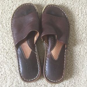 Born women's leather sandals