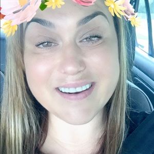 Meet your Posher, Vanessa