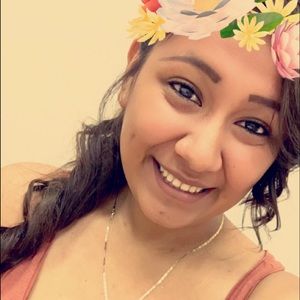 Meet your Posher, Celeste