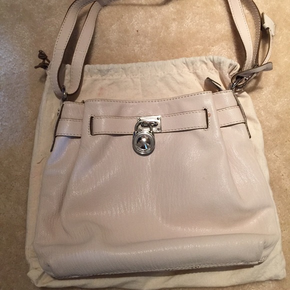 MICHEAL KORS CROSSBODY - Picture 1 of 4