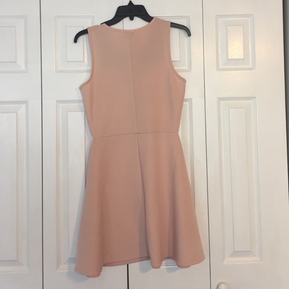 Light pink dress with sheer black cut out - Picture 3 of 3
