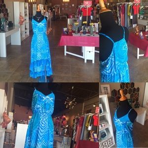 ADRIENNE HI-LO TROPICAL PRINT DRESS.