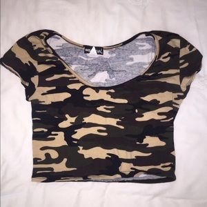 Camo crop top
