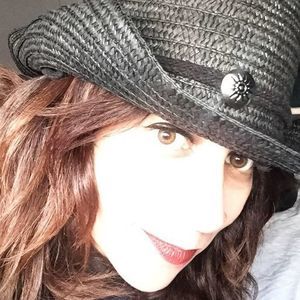 Meet your Posher, Maribel