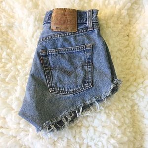 High Waisted Levi Shorts