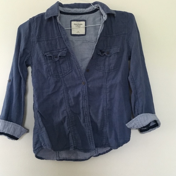 Button Up A&F - image 1