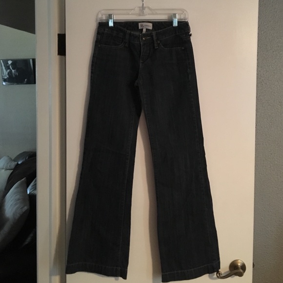 BCBG Generation Jeans - Picture 2 of 4