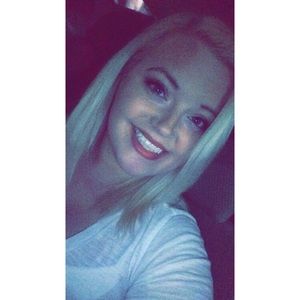 Meet your Posher, Carly