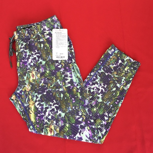 lululemon athletica Pants - Lululemon Jet Crop Slim - NWT