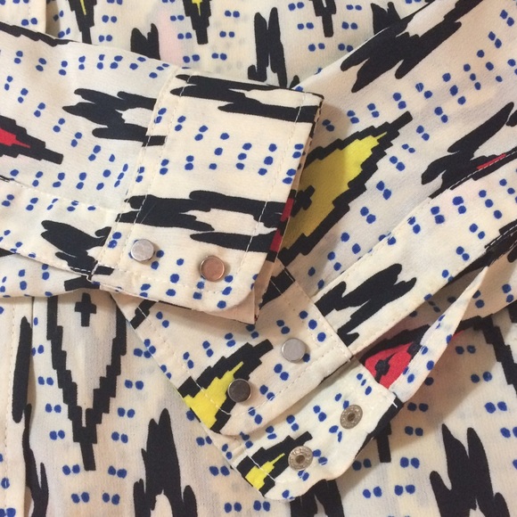 Hazel Aztec Button-Up Blouse - Picture 3 of 3