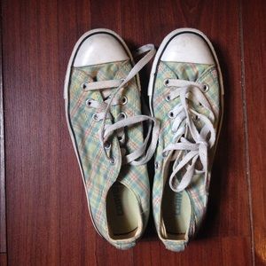 Checked patterned converse