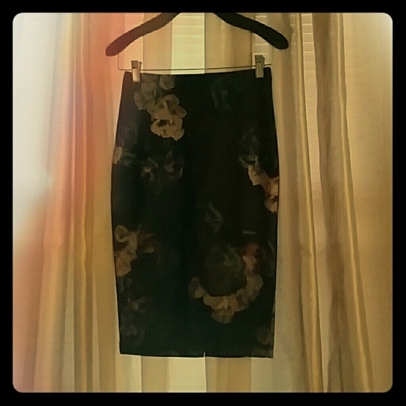 H&m Pencil Skirt