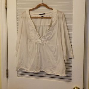 White Gap blouse.