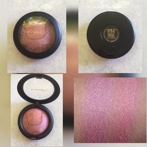 MAC Mineralize blush in the shade Scene to Be Seen