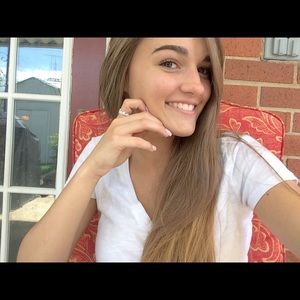 Meet your Posher, Ali