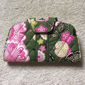 Vera Bradley Kiss N Snap clutch