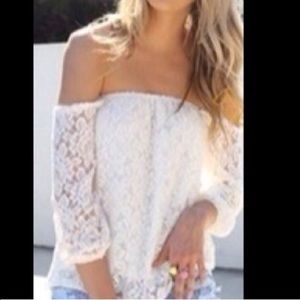❣Off Shoulder Lace Top❣