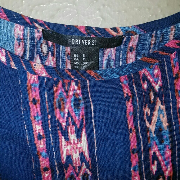 Forever 21 Tribal print Croptop - Picture 2 of 2