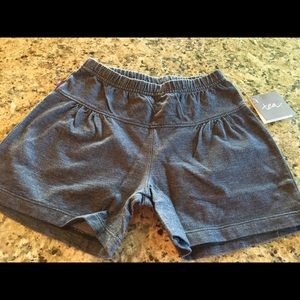 NWT Tea brand girls denim shorts size 7