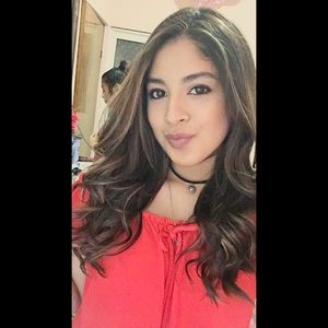 Meet your Posher, Mayra