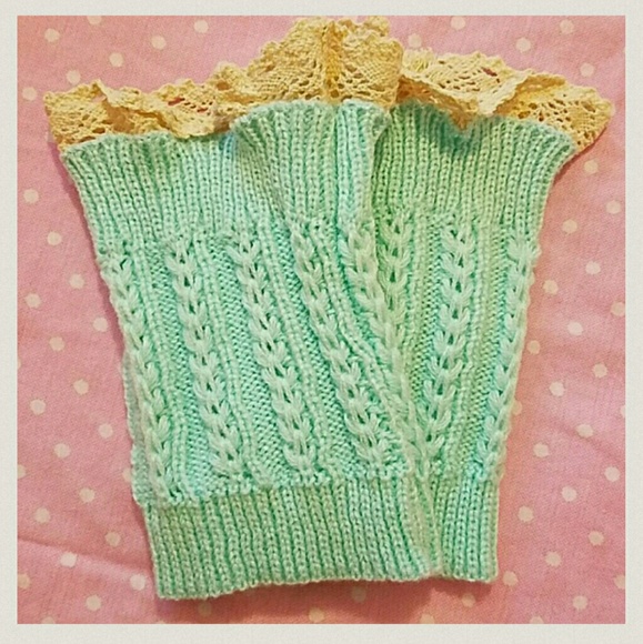 Boot cuffs BOGO ANYTHING $10 OR LESS