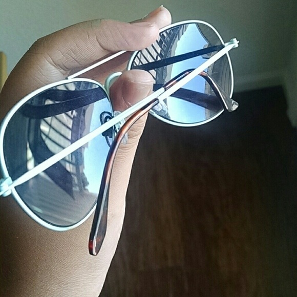 Light Blue Aviators - Picture 2 of 4