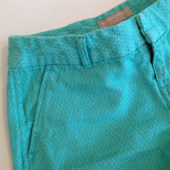 Banana Republic Shorts - Picture 2 of 2