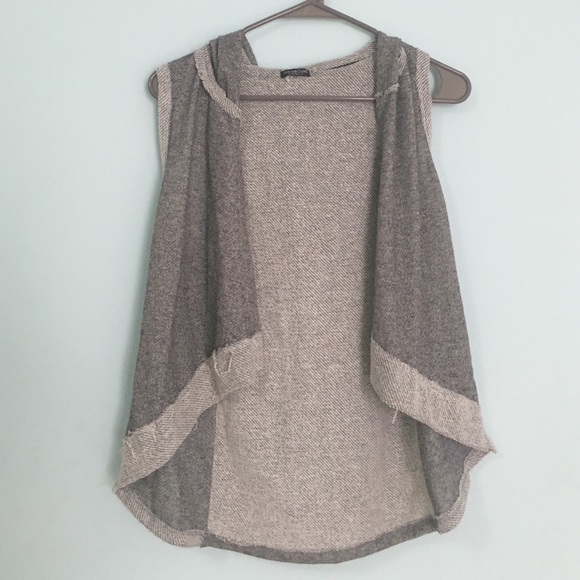 Earthbound Trading Co. sleeveless jacket