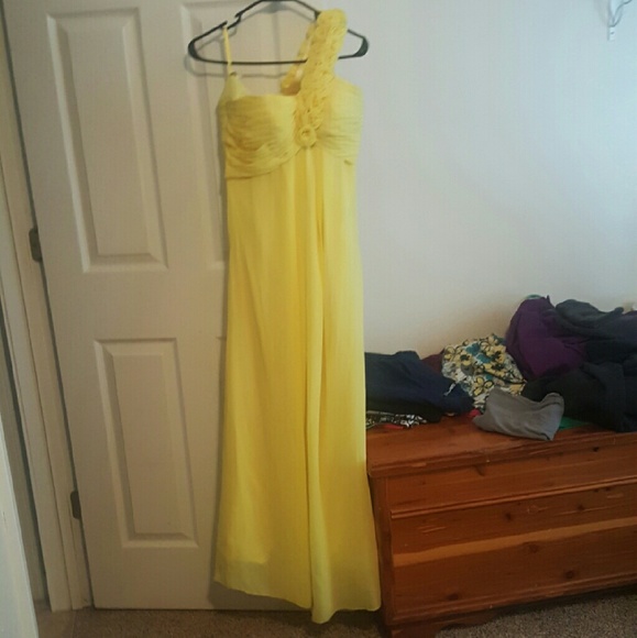 Beautiful full length dress - Picture 2 of 3