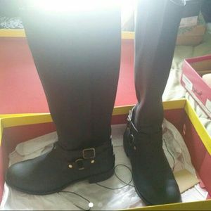 Brand new kenneth cole reaction boots