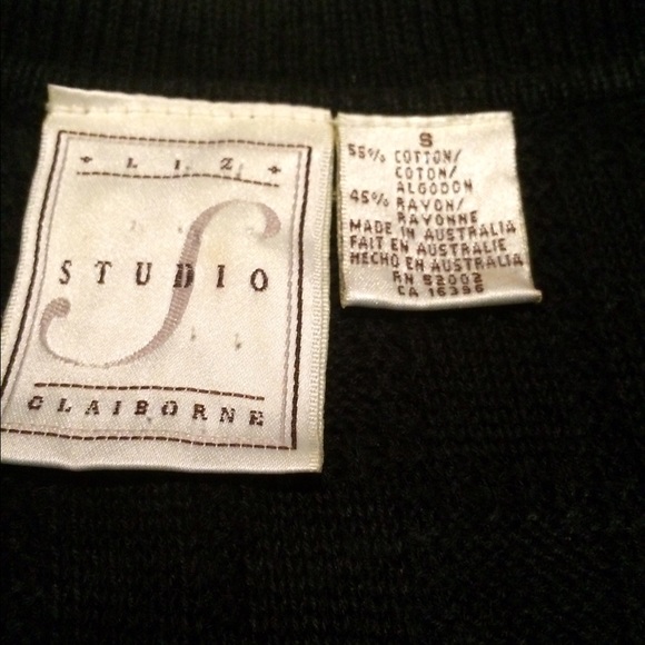 🚺 Liz Claiborne Black Knitted Check Top - Picture 2 of 3