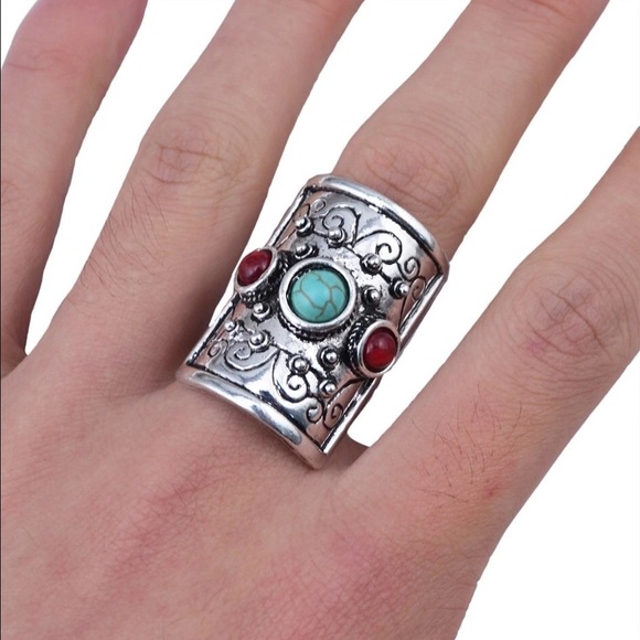 Vintage Unique Bohemian Gypsy Ring - Picture 3 of 3