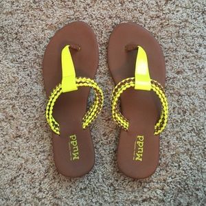 Mudd Sandals