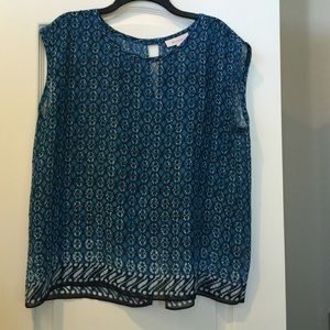 Sheer pattern sleeveless pullover too