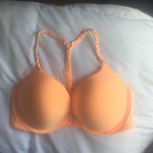 36D Victorias Secret  Push Up Bra