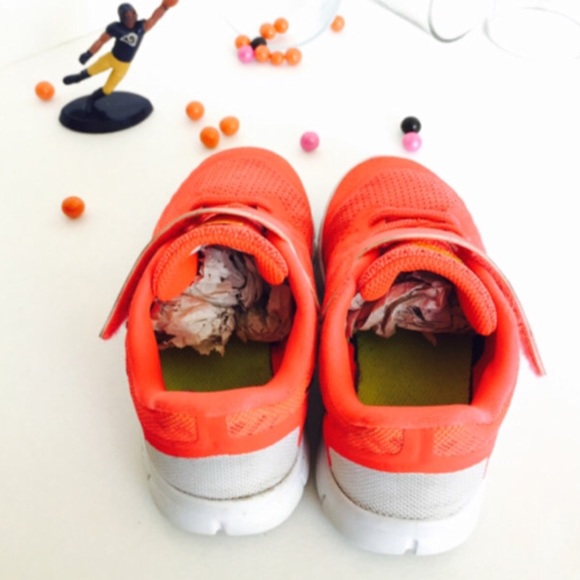 SOLD 🏆HP!🐝 Nike Free 5.0 sneakers 10 Toddlers - Picture 3 of 8