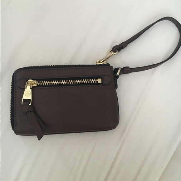 🎉HOST PICK🎉 Tory Burch Wristlet Wallet - Picture 2 of 4