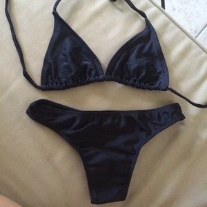 Black bikini 👙🕶