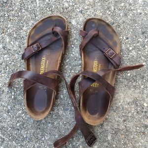 Dark brown Birkenstock slightly used