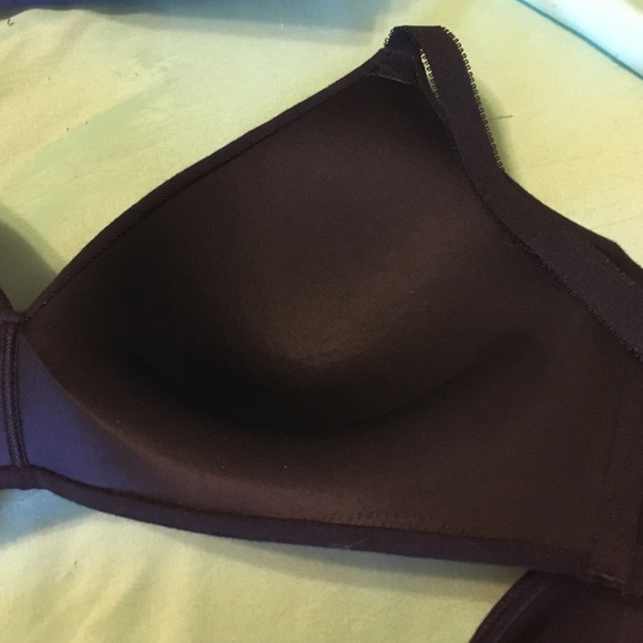 Bras - Picture 3 of 3