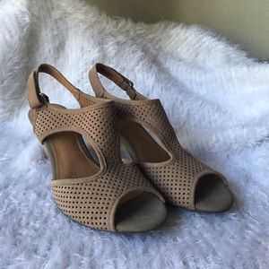 Evant Julie Sandals