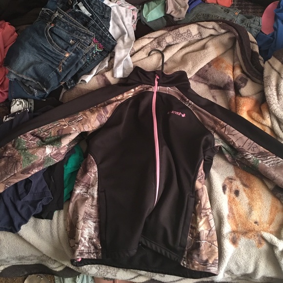 Jacket - Picture 2 of 4