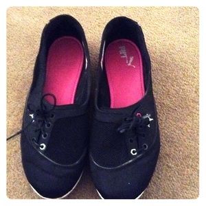 Puma ballerina flats