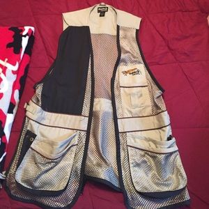 Guide series trap shooting vest