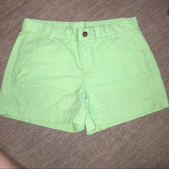Gap bright green shorts