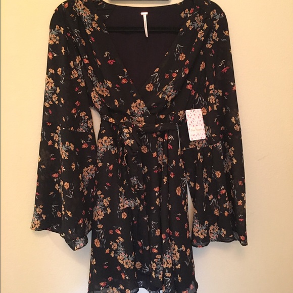 Free People Dress Black and Floral Size Small NWT - Picture 3 of 4