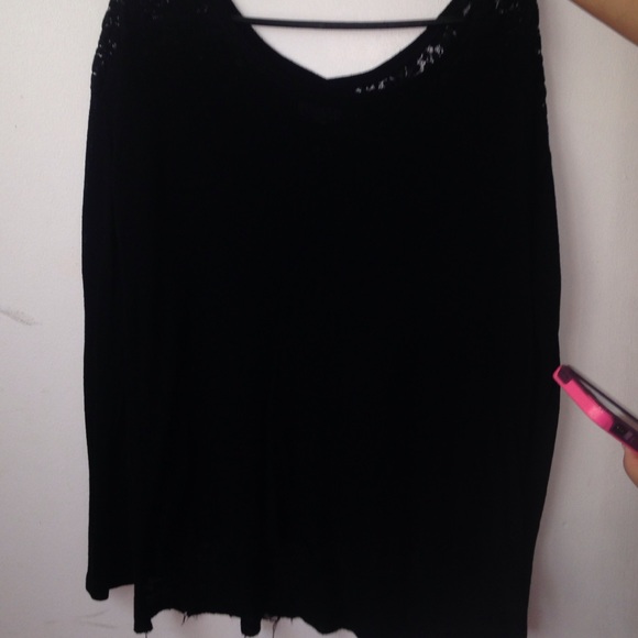 Aeropostale Black Shirt